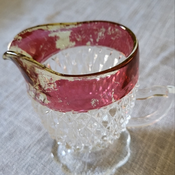 🎄Vintage red ruby Diamond cut Indiana glass dish and with cream and sugar bowl - Picture 3 of 13